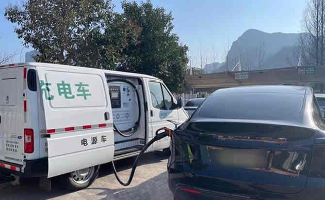 苍南汽车搭电