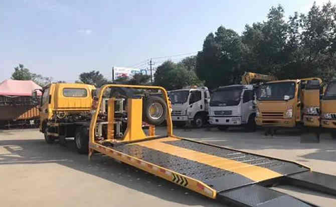 苍南汽车中途维修案例